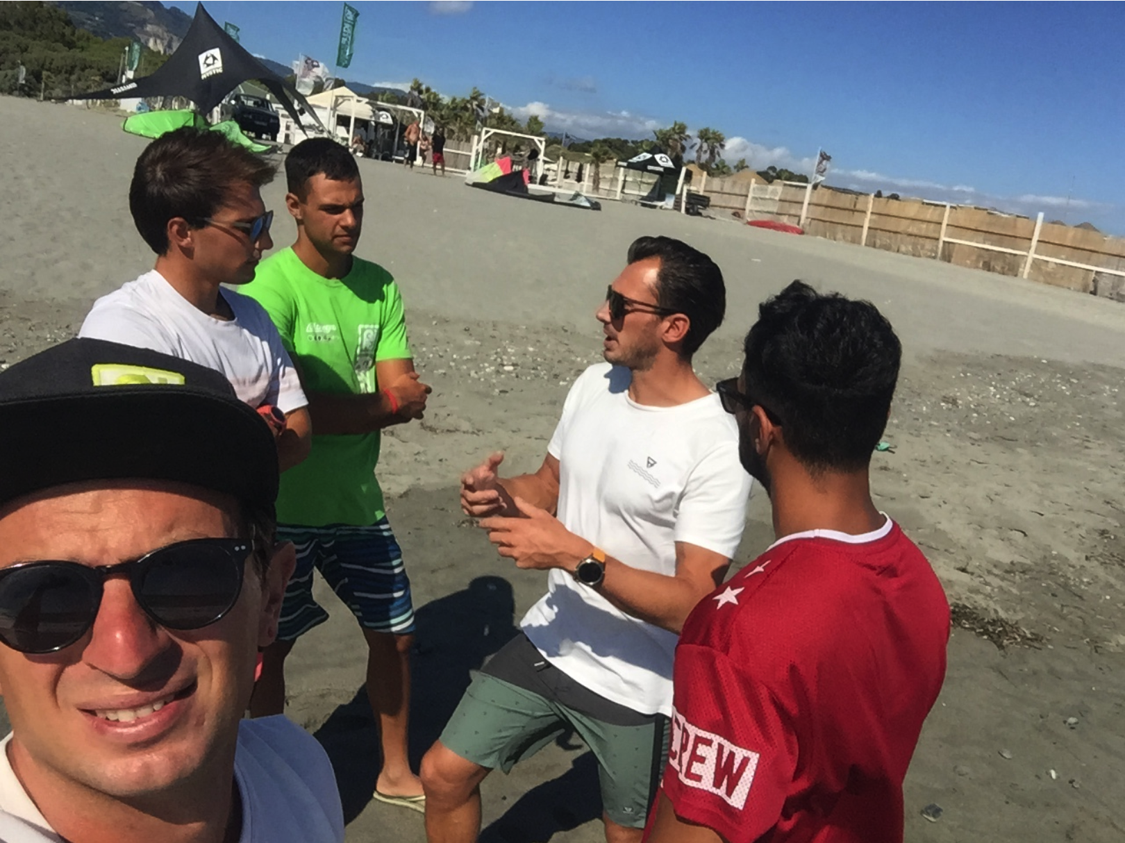 Youri zoon una leggenda del kite mondiale e atterrato a Gizzeria Lido ef32ad80